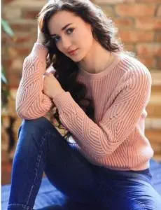 Elite escort service in Neharpar for home and hotel visits